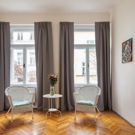 Welcoming Flat In Vinohrady By Prague Days Apartment Екстериор снимка
